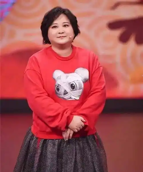 体重超200斤胖到快"流油",脸严重变形让人不敢认_减肥_因为_方法