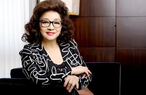 br />富婆徐小凤坚持不言休