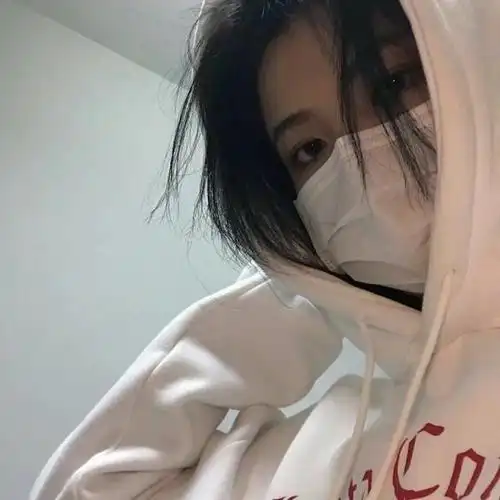 口罩真人女生头像,依旧美丽动人