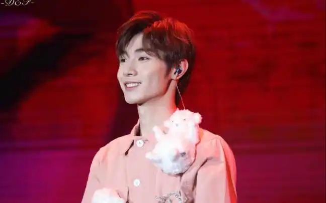 宋继扬生日会饭拍合集