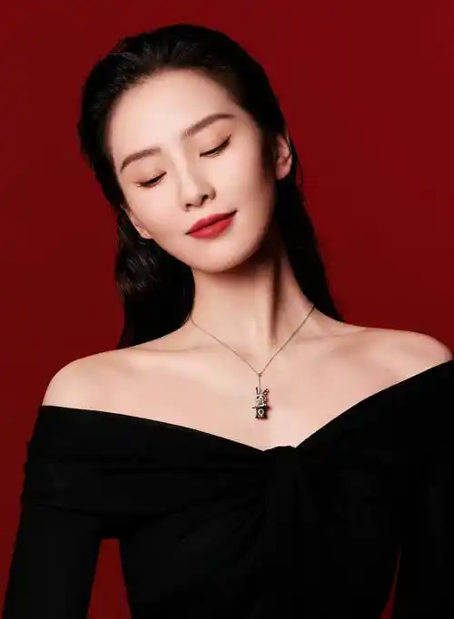 刘诗诗受qeelin麒麟邀请出席戛纳电影节,即将开启法国戛纳之旅 _红人