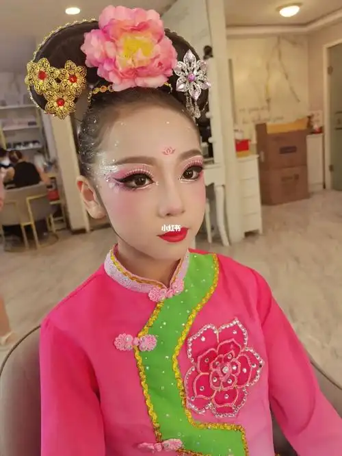 南京约妆  #妆容分享  #儿童舞台妆  #小薇小薇 #小兰花奖  #儿童