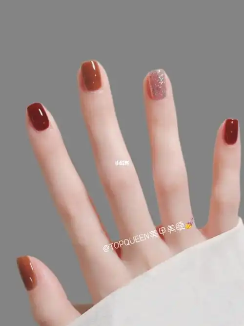 跳色美甲#纯色美甲 #红色美甲 #气质美甲 #温柔美甲  #少女心美甲
