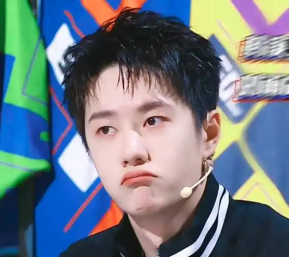 为什么王一博的表情包如此丰富多彩(表情包大全)_资本_自律_生活