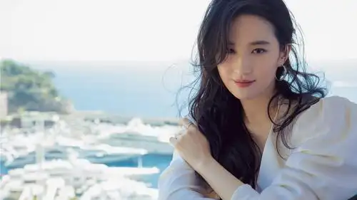 高颜值女神刘亦菲清新淡雅写真