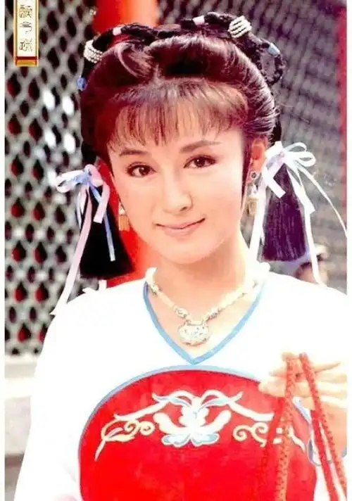 36岁因饰演武则天,她红得发紫,今她72岁活成少女,正在优雅老去