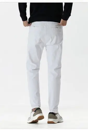 秋冬季纯白色牛仔裤男士修身弹力小脚裤韩版潮流瘦身男休闲白裤子