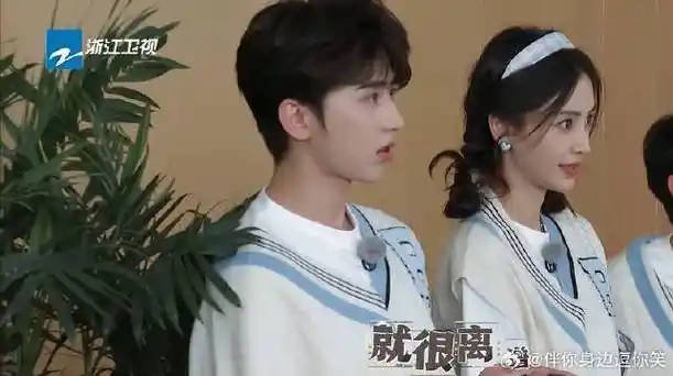 李晨无奈吐槽蔡徐坤,关于无人机和窗帘的那些事|李晨|奔跑吧|蔡徐坤