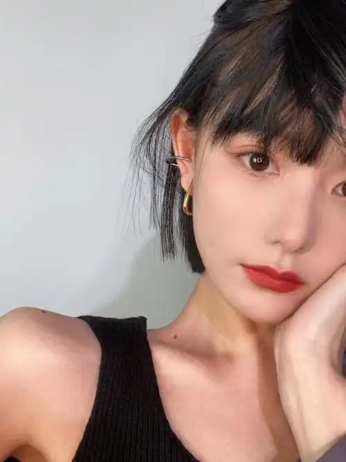 2021超a短发推荐暗黑风女生短发推荐,短发图片,发型图片