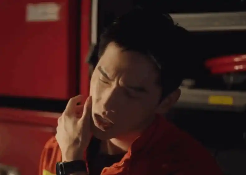 杨洋油腻刻意的演技,让很多观众直呼看不下去