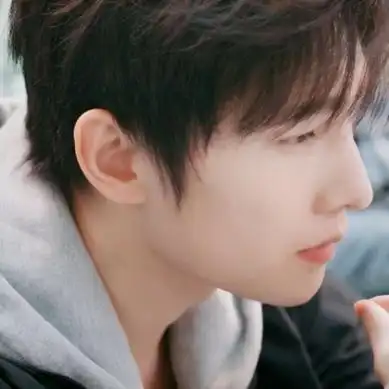 杨洋头像图片帅气阳光