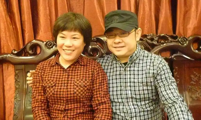 刀郎前妻杨娜:生下孩子后连夜跑路,33年过去了,她可曾后悔过?