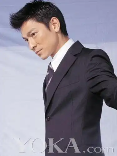 蛋疼的我这次来问下刘德华的这个发型的真正名字叫什么?