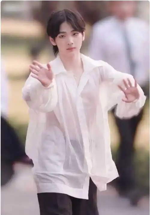 周柯宇父亲被执行151万关周柯宇什么事