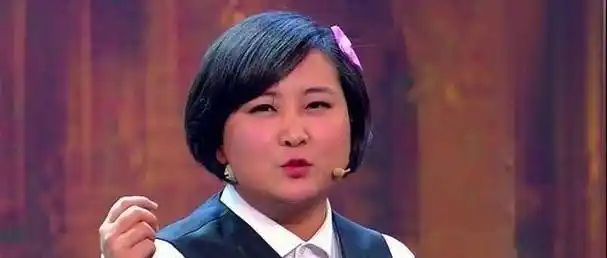 原创贾玲喜剧人生背后妈妈离世姐姐辍学生活心酸我只能向前