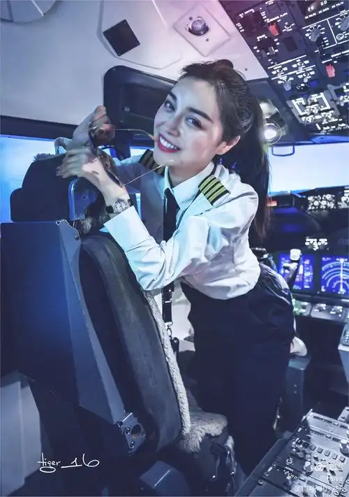 蓝天情缘---女机长的爱情