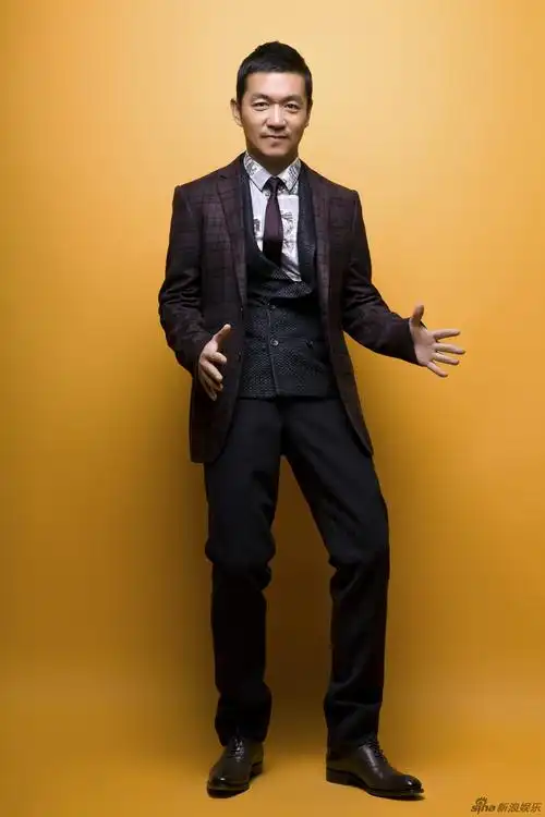 邢佳栋绅士写真2012