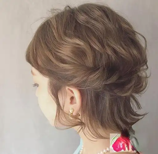 各种场合时尚盘发 优雅女人发型首选!