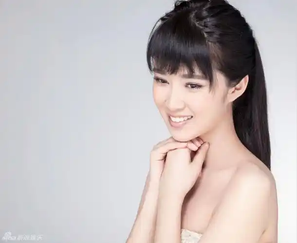 90后新生代演员奚望