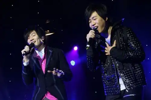 林俊杰胡彦斌版mtv《真live》 春节火爆荧屏