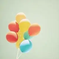 好看的唯美带气球的头像图片点击鼠标右键下载