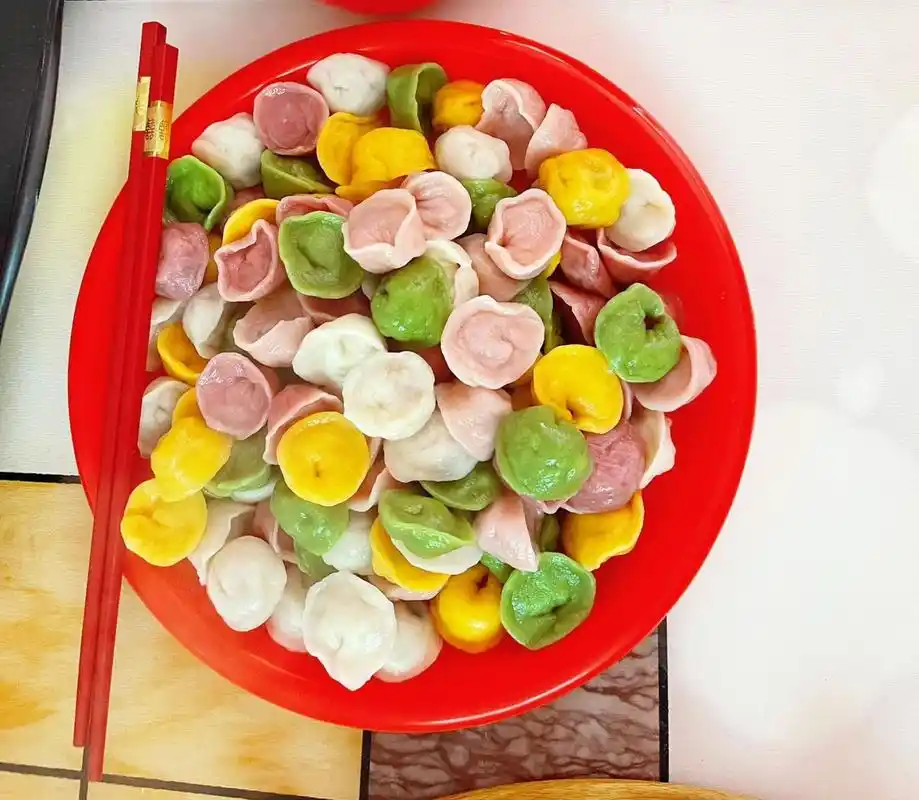 90结婚饺子摆盘 不知道大家当地的习俗都是什么样的,小侄子明天结婚