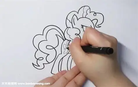 小马宝莉风雪之心长大简笔画