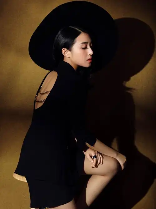 气质小美女张含韵