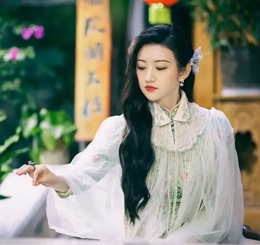 司藤十二谭正面battle景甜娜扎谁更能打