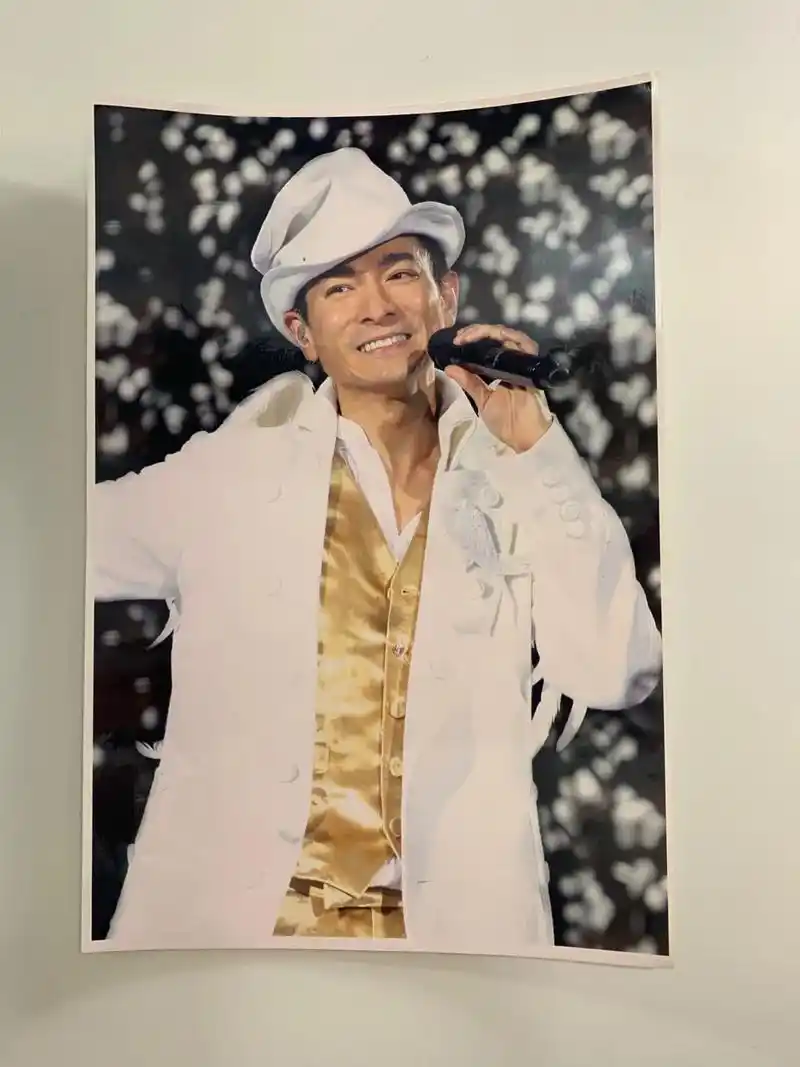 今晚刘德华的直播演唱会太太太精彩了939393帅气,勤劳, - 抖音