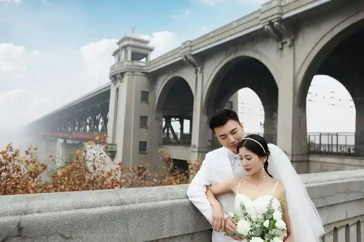 全国武汉视尚婚纱摄影(娲格总店)-武汉视尚婚纱摄影(娲格总店)大桥