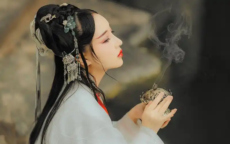 古装汉服美女古风唯美写真