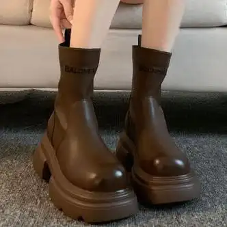 carloskayla靴子女短靴2024年秋季时尚复古帅气厚底炸街瘦瘦靴棕色35