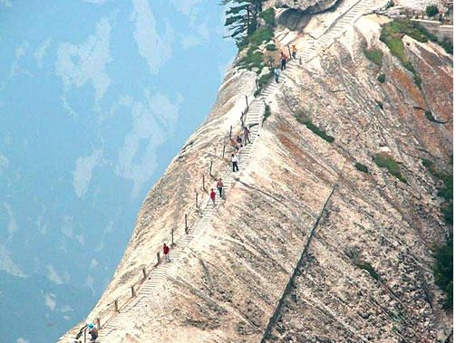 华山险的好词好句 用来形容华山的险