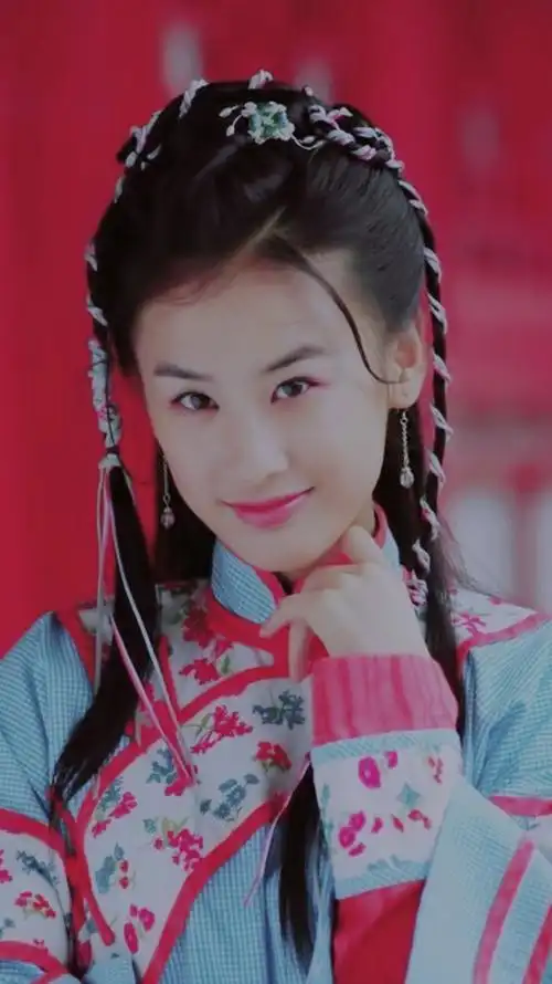 美女明星#黄圣依罕见早期古装亮相,直让人惊呼太美太清纯了,还有点