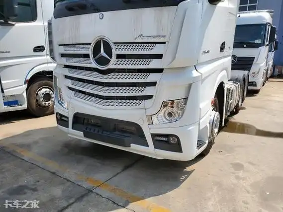 看完这台奔驰阿克托斯牵引车你心动了吗(奔驰阿克托斯 牵引车)--知识