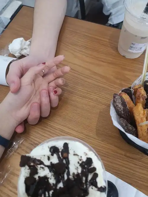 你们都是多久奔现的