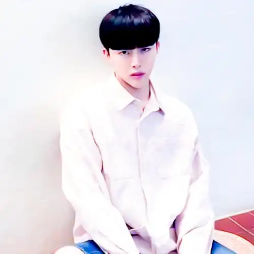 治愈系男生头像微笑帅气阳光让这些美男治愈受伤的心