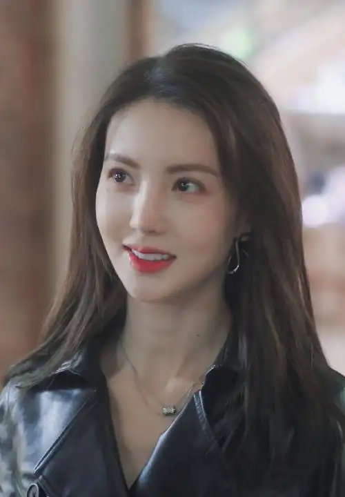 金晨在《了不起的女孩》中公费许愿,真实表示:愿本人越来越美,发帘滗