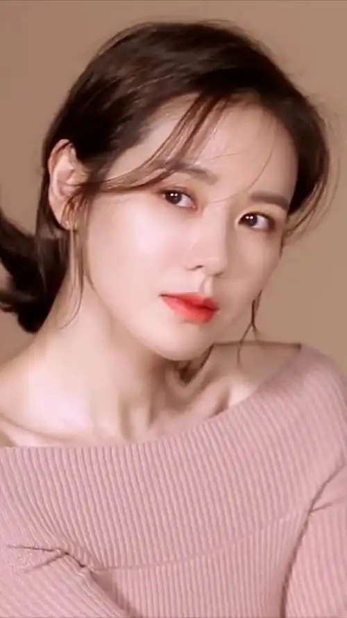 孙艺珍的绝美瞬间,姐姐闭眼的样子,有没有想要一亲芳泽?