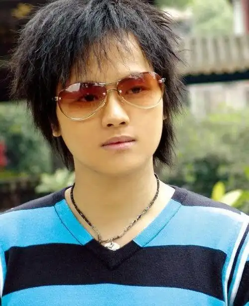 早期网络歌手现状:英年早逝,被判刑,转幕后,青春已散场|许嵩|歌曲