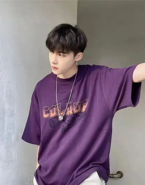 两侧铲短pk男士碎发,你更喜欢哪一种,请说出喜欢他们得优点