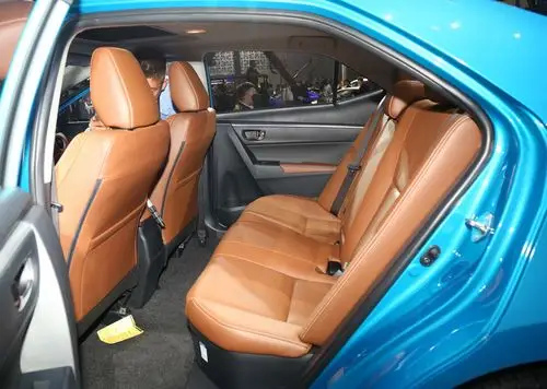 对雷凌双擎外观和空间的品鉴