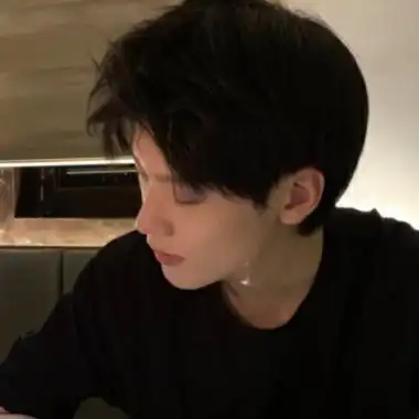 男生头像冷酷帅气侧脸高清