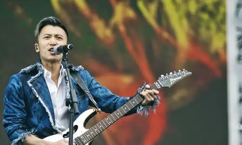 帅气的谢霆锋_高清图集_新浪网