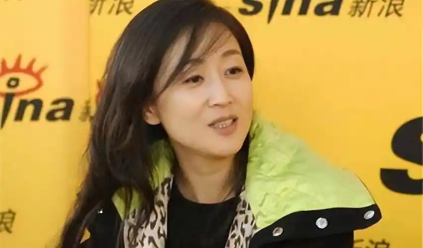 倪大红妻子照曝光,颜值才华与倪萍比起来,网友:一目了然_成功_爱情