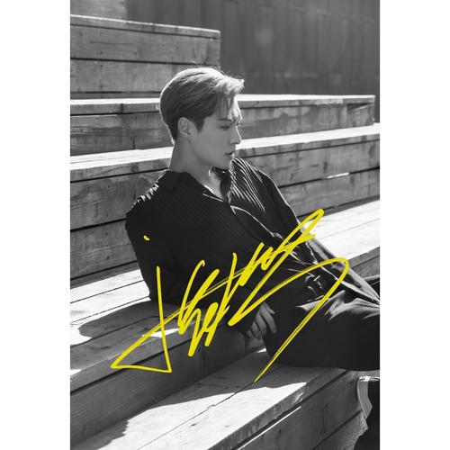 6寸张艺兴 亲笔签名照片新款热门宣传照签名照24号