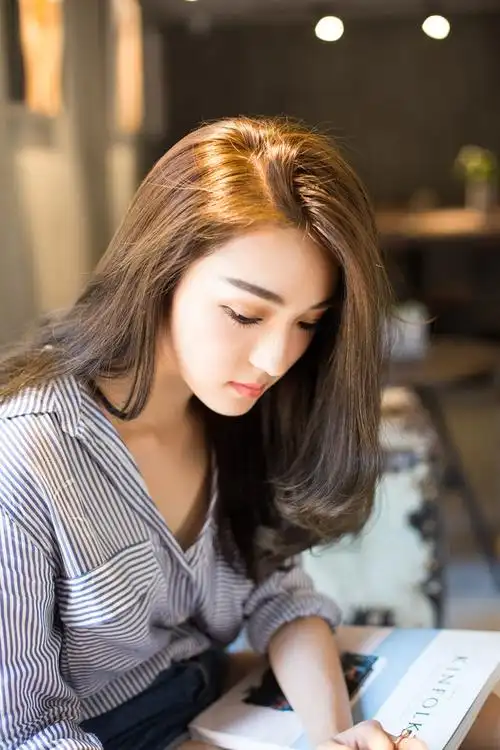 韩范气质氧气美女身材迷人诱惑高清写真照