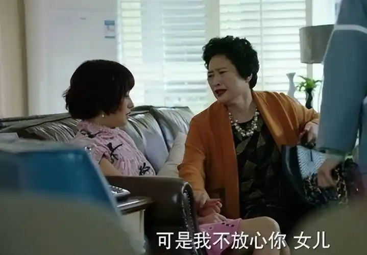 前半生拍摄时,许娣太入戏狂打陈俊生,雷佳音"许老师您轻点!