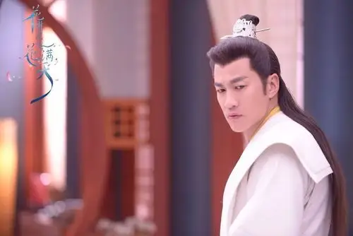 余少群惊艳亮相涌动暧昧氛围花谢花飞众主演的感情线竟然这么复杂